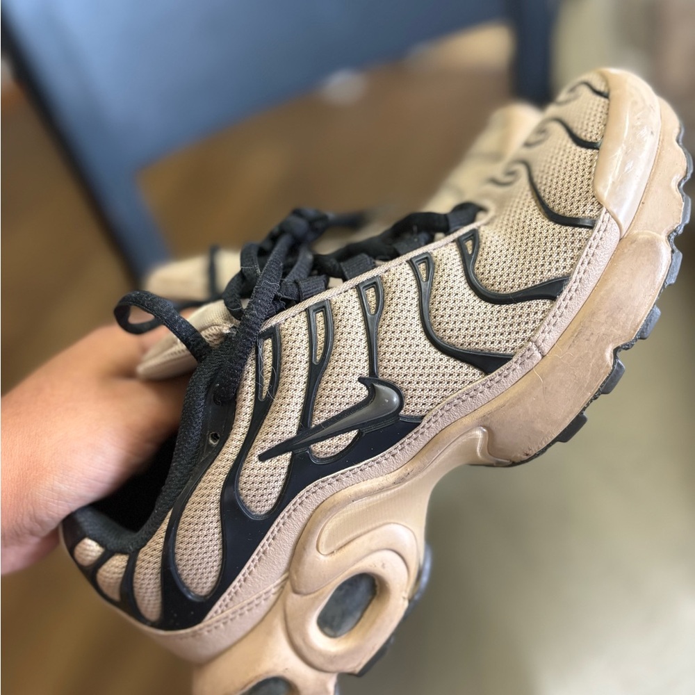 Nike Beige and Black Athletic Shoes